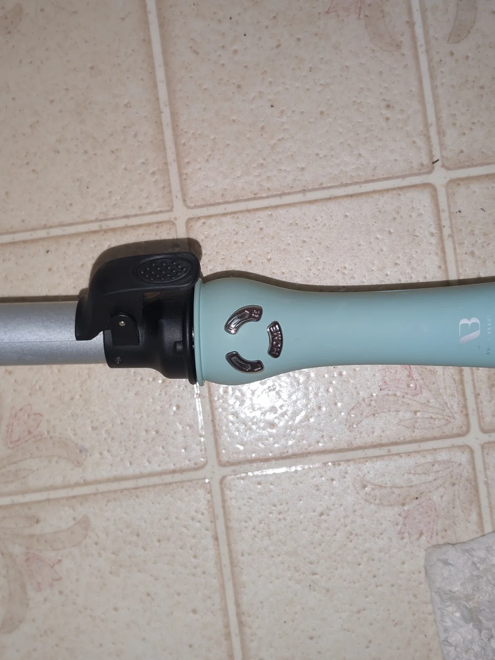 Amira Beauty Automatic Curler - Mint